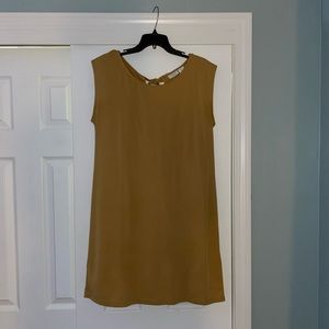 Large mini-dress, mustard yellow